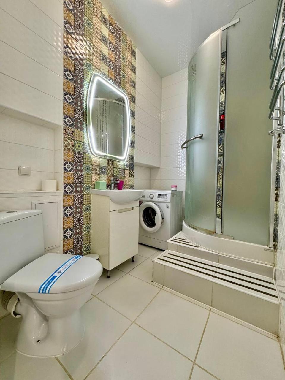 Apartpoltava Ексклюзивна Мансарда З Виходом На Дах, Новобудова, Led Дзеркало Корпусний Парк Exterior photo